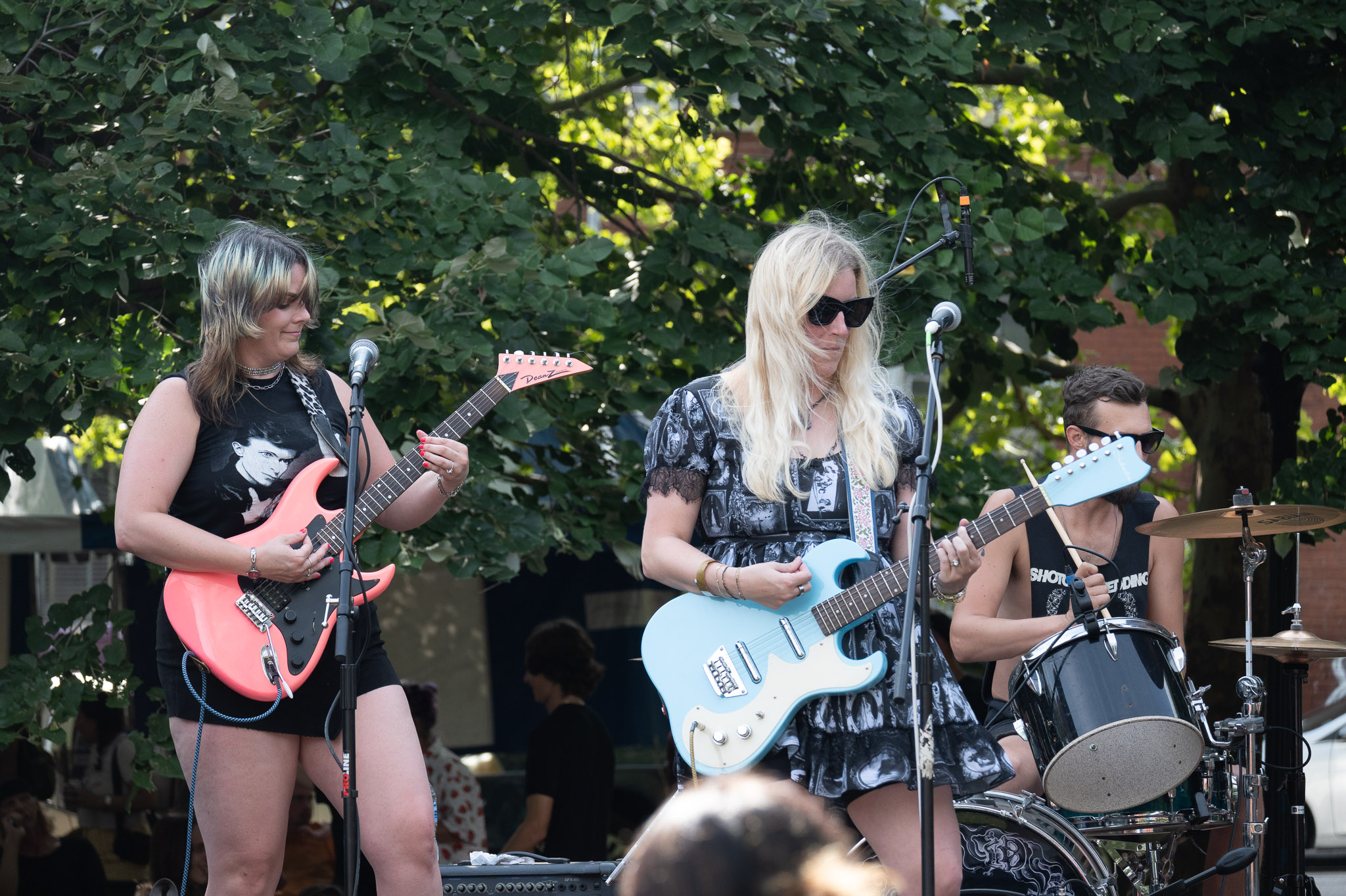 Isabelle Helle + Hell’s Bells at Northside Rock & Roll Carnival 07-04-2024