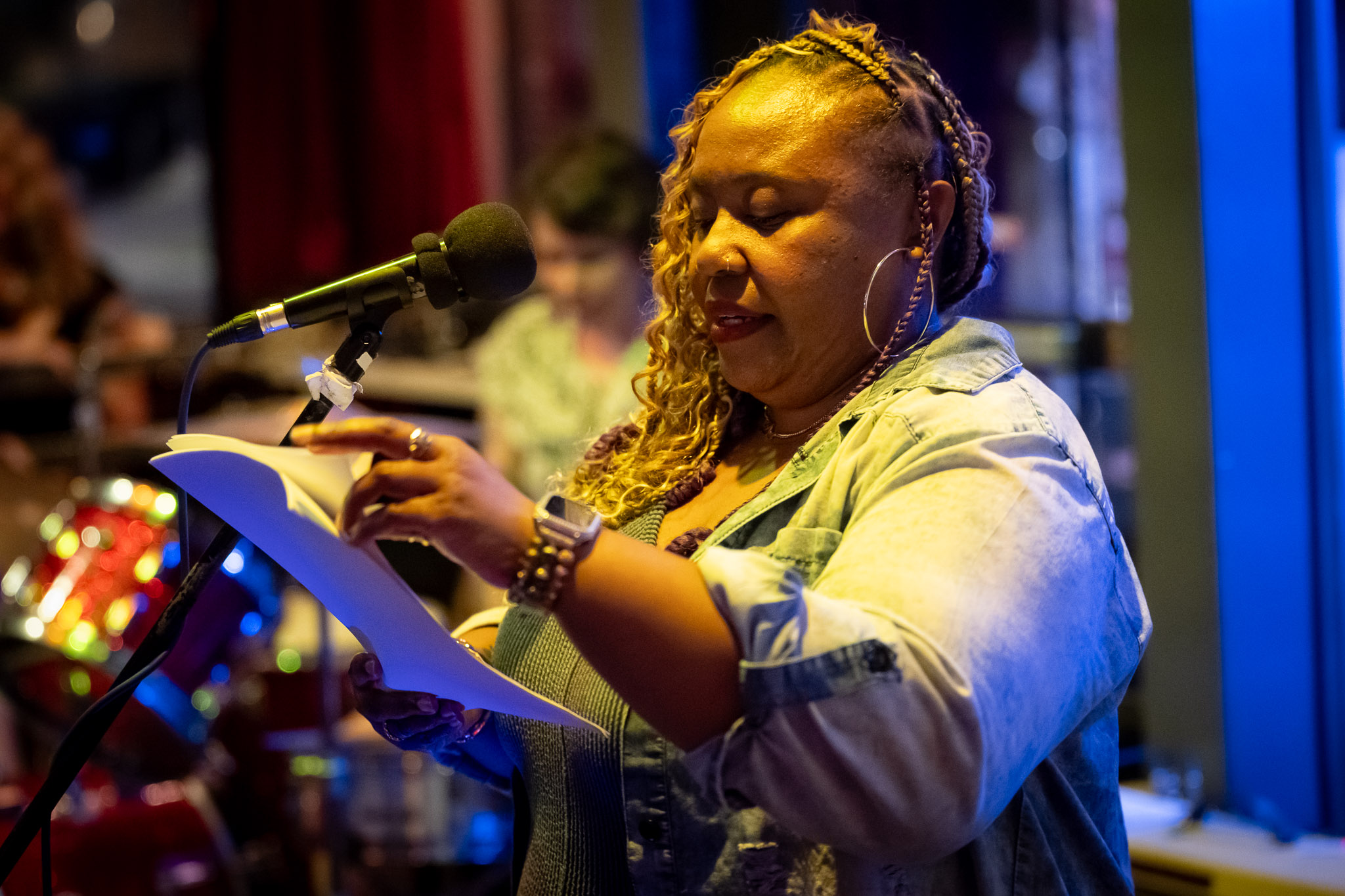 The Silent Poet, Desirae Hosley, at The Comet 09-18-2025