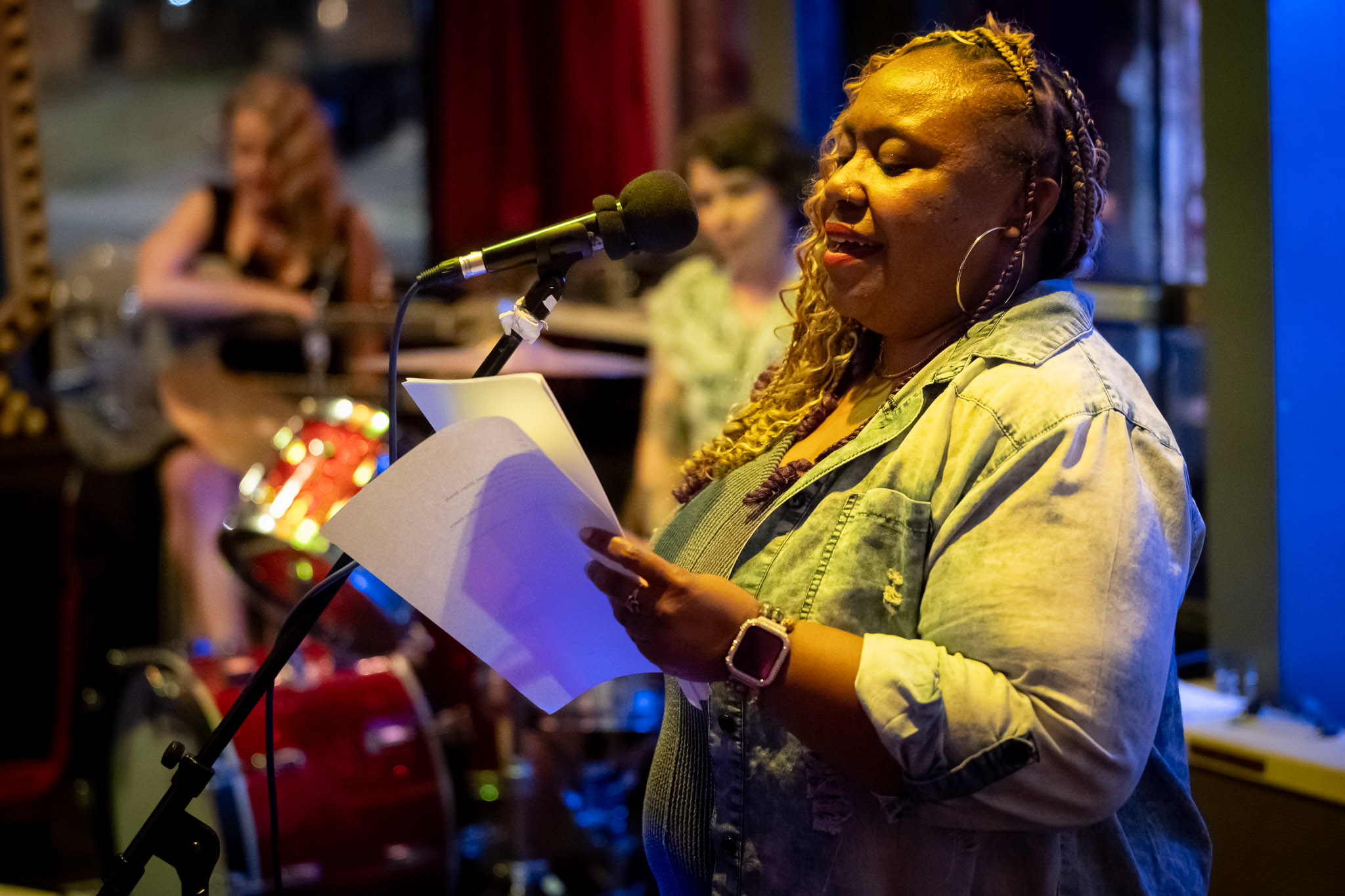 The Silent Poet, Desirae Hosley, at The Comet 09-18-2025