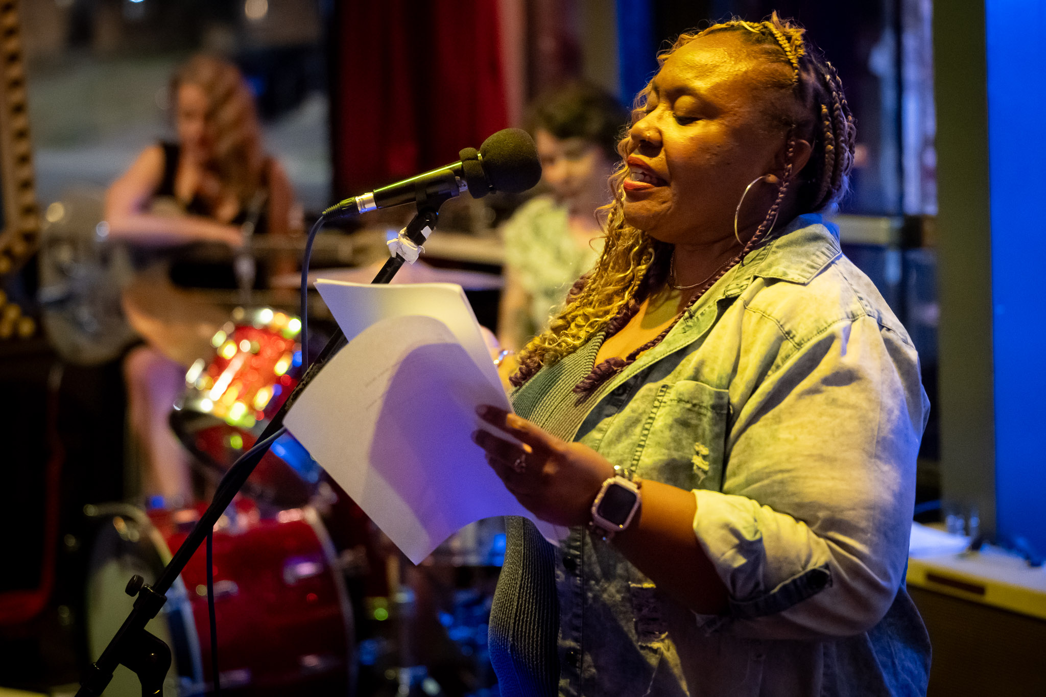 The Silent Poet, Desirae Hosley, at The Comet 09-18-2025