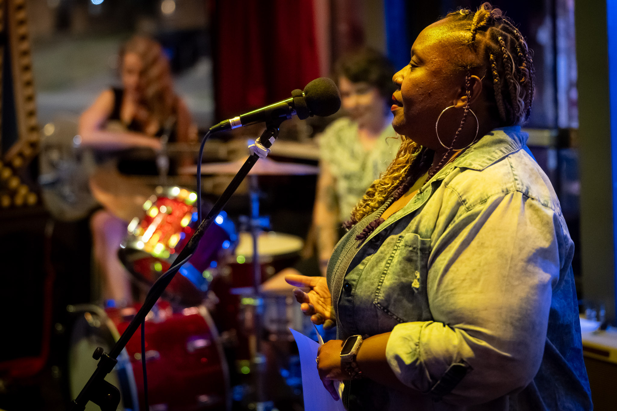 The Silent Poet, Desirae Hosley, at The Comet 09-18-2025