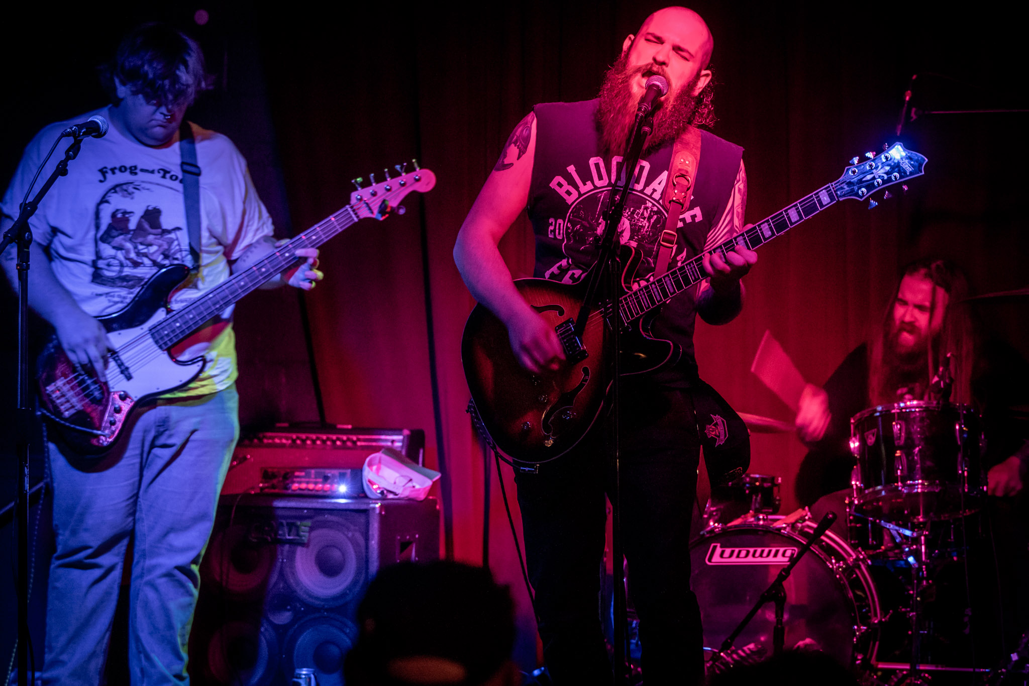 Sculptor at Northside Tavern 10-24-2025-sculptor-04.jpg