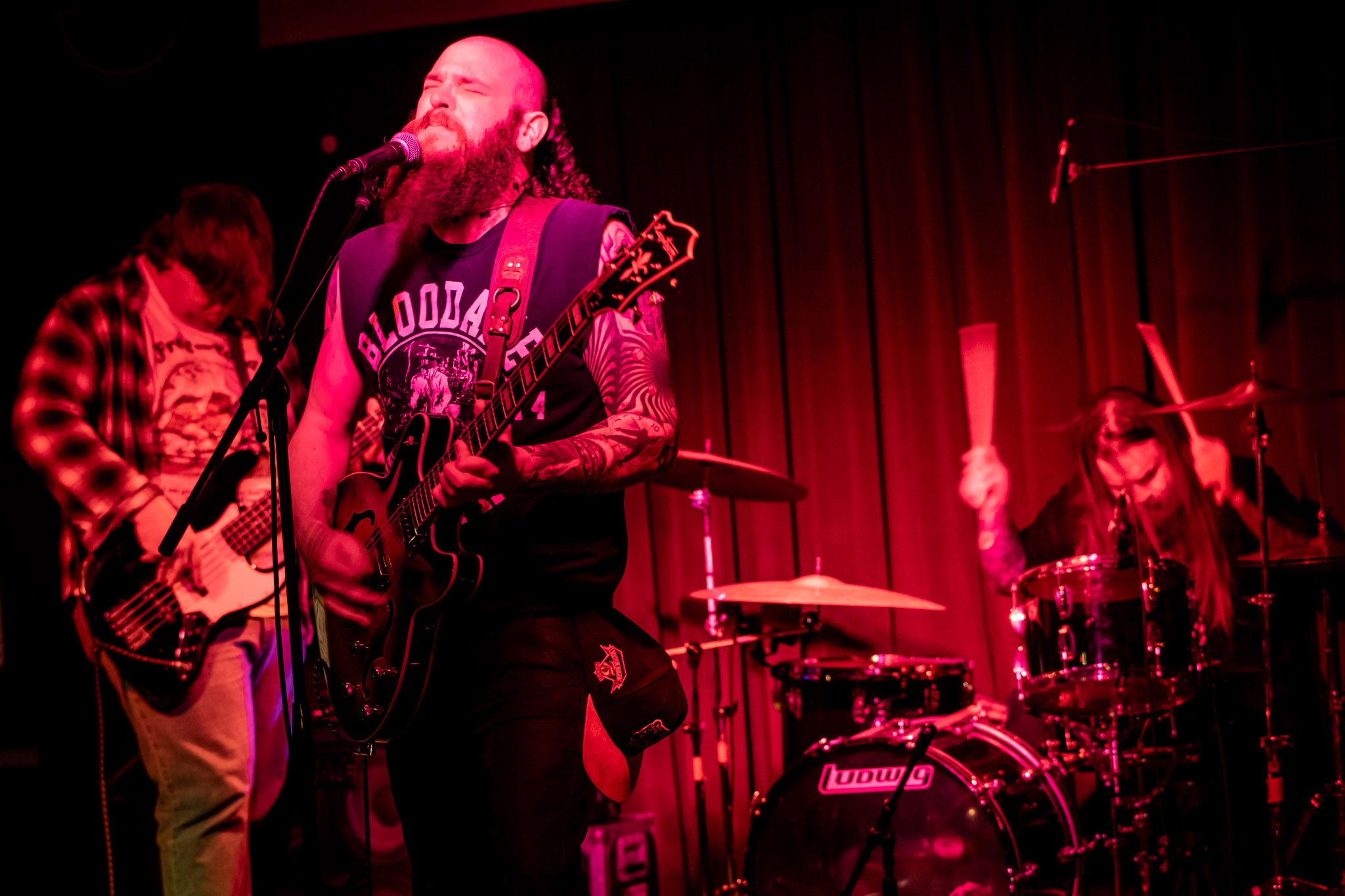 Sculptor at Northside Tavern 10-24-2025-sculptor-17.jpg