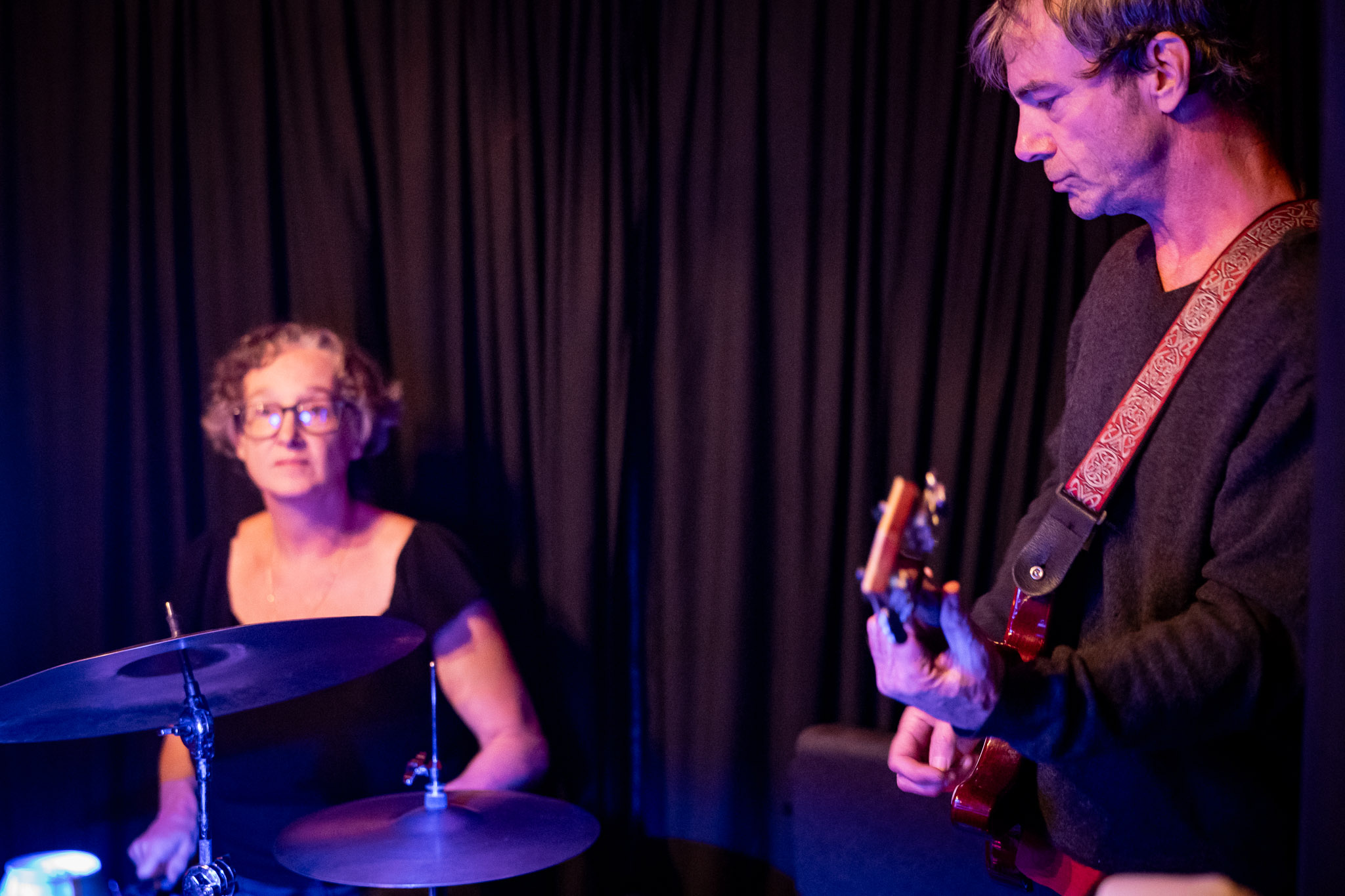 Falconry at The Hoffner Pub 11-21-2025-falconry-10.jpg